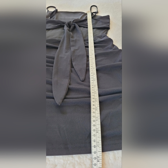 Black Sleeveless Backless Ruched Bodycon Mini Dress - Picture 5 of 13